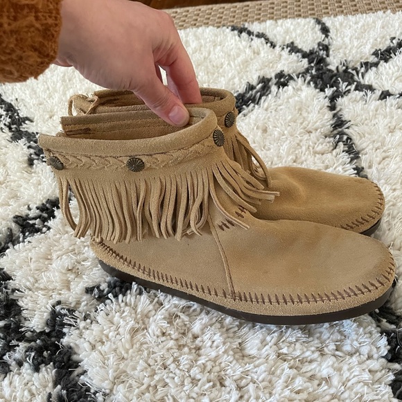 Minnetonka Shoes - Minnetonka moccasin ankle boots
